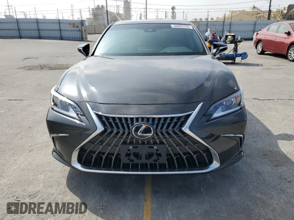 2022 Lexus ES 350 z VIN 58ADZ1B19NU136862, wystawiony jako Copart lot #58093755 z przebiegiem 26 130 mil mil oraz Tytuł czysty. Historia ofert i sprzedaży dostępna na DreamBid. Obrazek 5.