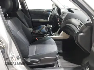 2010 Subaru Forester 2.5X Premium with VIN JF2SH6CC0AG901423, listed as a IAAI auction lot 41341467 with 119,109 mi miles. Bid and sale history available at carsss.com. Image 5.