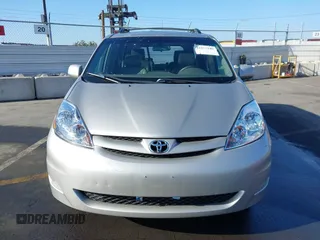 2006 Toyota Sienna XLE with VIN 5TDZA22C06S509177, listed as a IAAI auction lot 41033240 with 163,323 mi miles. Bid and sale history available at carsss.com. Image 12.