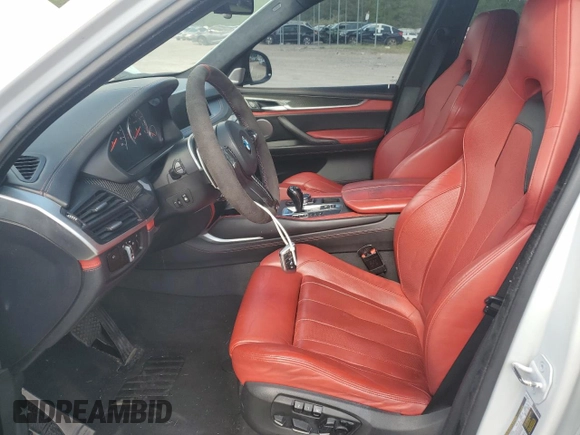 2016 BMW X5 M z VIN 5YMKT6C52G0R79404, wystawiony jako Copart lot #54587105 z przebiegiem 89 465 mil mil oraz Szkoda całkowita • Salvage title. Historia ofert i sprzedaży dostępna na DreamBid. Obrazek 7.