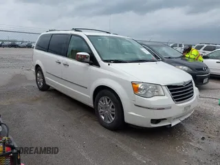 2008 Chrysler Town & Country Limited with VIN 2A8HR64X38R629667, listed as a IAAI auction lot 41941545 with 263,955 mi miles. Bid and sale history available at carsss.com. Image 1.