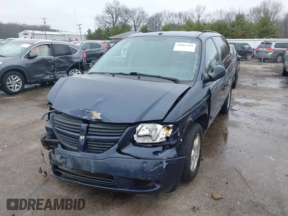 2007 Dodge Grand Caravan SE with VIN 1D4GP24R27B172322, listed as a IAAI auction lot 42005459 with 128,434 mi miles and . Bid and sale history available at DreamBid. Image 18.