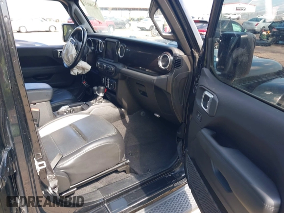 2020 Jeep Wrangler Unlimited Sahara z VIN 1C4HJXEN6LW106869, wystawiony jako IAAI lot #42390113 z przebiegiem 56 907 mil mil oraz . Historia ofert i sprzedaży dostępna na DreamBid. Obrazek 5.