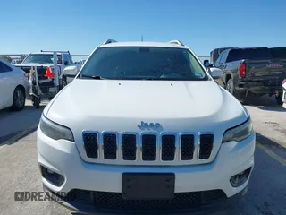 2019 Jeep Cherokee Latitude Plus with VIN 1C4PJLLNXKD290098, listed as a IAAI auction lot 40840063 with 202,244 mi miles and . Bid and sale history available at DreamBid. Image 6.