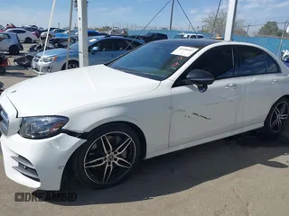 2019 Mercedes-Benz E-Class E 300 with VIN WDDZF4JB8KA566102, listed as a IAAI auction lot 41690183 with 89,085 mi miles. Bid and sale history available at carsss.com. Image 6.