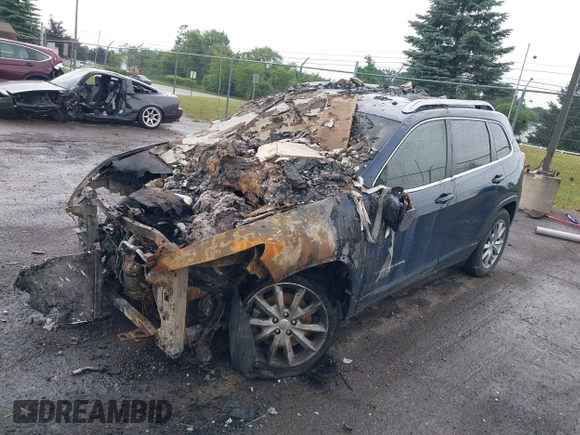 2018 Jeep Cherokee Limited with VIN 1C4PJMDX5JD530047, listed as a IAAI auction lot 42554574 with Not provided miles and . Bid and sale history available at DreamBid. Image 2.