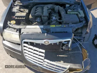 2006 Chrysler 300 Touring with VIN 2C3KA53GX6H438416, listed as a Copart auction lot 53726185 with 199,286 mi miles and Salvage Title. Bid and sale history available at carsss.com. Image 11.