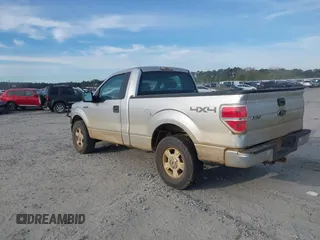 2013 Ford F-150 XL with VIN 1FTMF1EF0DKG39315, listed as a IAAI auction lot 41893600 with 254,727 mi miles. Bid and sale history available at carsss.com. Image 3.