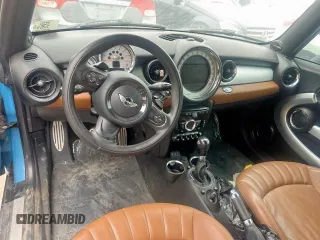 2014 MINI Convertible S z VIN WMWZP3C57ET706977, wystawiony jako Copart lot #45777855 z przebiegiem 77 175 mil mil oraz Czysty tytuł • Clean title. Historia ofert i sprzedaży dostępna na DreamBid. Obrazek 9.