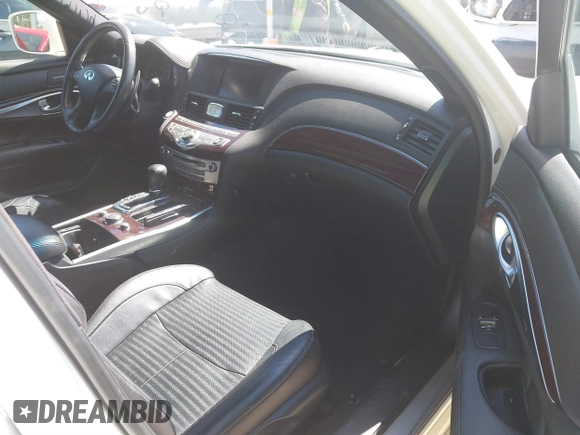 2013 Infiniti M with VIN JN1BY1AP6DM511104, listed as a IAAI auction lot 41818184 with 138,605 mi miles and . Bid and sale history available at DreamBid. Image 5.