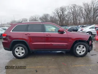 2017 Jeep Grand Cherokee Laredo with VIN 1C4RJFAG2HC682716, listed as a IAAI auction lot 41213760 with 116,519 mi miles. Bid and sale history available at carsss.com. Image 13.