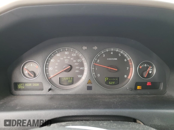 2005 Volvo XC70 with VIN YV1SZ592651175512, listed as a Copart auction lot 52962005 with 133,893 mi miles and Salvage Title. Bid and sale history available at DreamBid. Image 9.