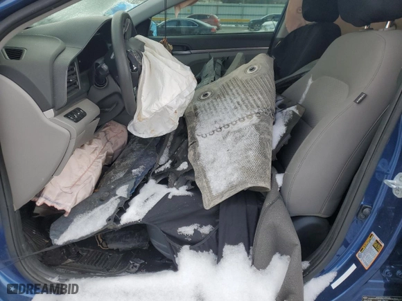 2020 Hyundai Elantra SEL with VIN 5NPD84LF7LH631742, listed as a Copart auction lot 45944915 with 85,106 mi miles and Salvage Title. Bid and sale history available at carsss.com. Image 7.