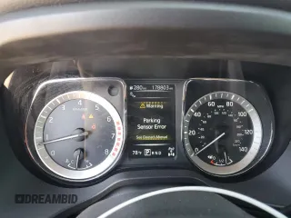 2018 Nissan Titan SV z VIN 1N6AA1E58JN505703, wystawiony jako Copart lot #52498985 z przebiegiem 178 803 mil mil oraz Szkoda całkowita • Salvage title. Historia ofert i sprzedaży dostępna na DreamBid. Obrazek 9.
