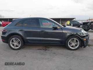 2018 Porsche Macan with VIN WP1AA2A53JLB05430, listed as a IAAI auction lot 41575202 with 65,834 mi miles. Bid and sale history available at carsss.com. Image 13.