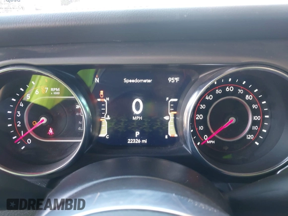 2022 Jeep Gladiator Rubicon with VIN 1C6JJTBG2NL164117, listed as a IAAI auction lot 42450350 with 22,326 mi miles and . Bid and sale history available at DreamBid. Image 7.