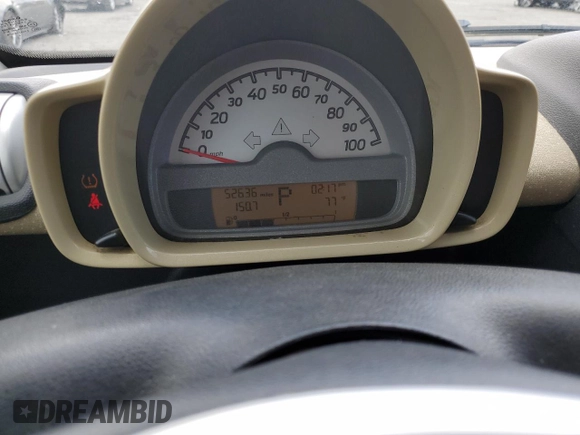 2009 Smart fortwo Pure with VIN WMEEJ31X89K251402, listed as a Copart auction lot 56791545 with 52,636 mi miles and Clean title. Bid and sale history available at DreamBid. Image 9.