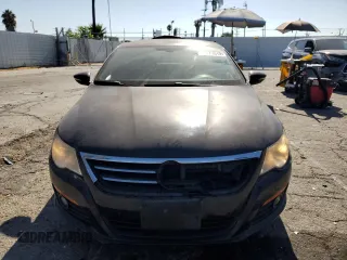 2010 Volkswagen CC Sport with VIN WVWML7AN0AE517475, listed as a Copart auction lot 67077014 with 147,478 mi miles and Salvage Title. Bid and sale history available at carsss.com. Image 5.