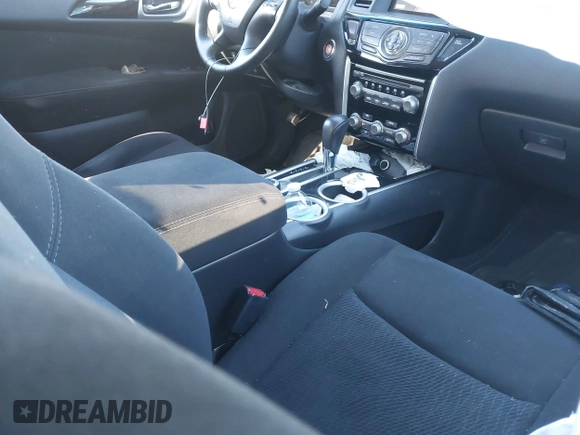 2013 Nissan Pathfinder Platinum with VIN 5N1AR2MM5DC676687, listed as a IAAI auction lot 42178495 with 71,937 mi miles and . Bid and sale history available at DreamBid. Image 5.