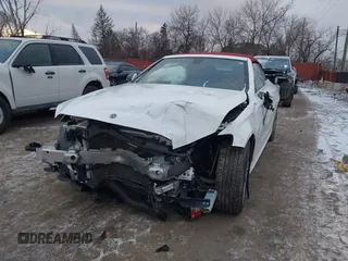 2018 Mercedes-Benz C 300 z VIN WDDWK4KBXJF703393, wystawiony jako IAAI lot #41218135 z przebiegiem 55 568 mil mil oraz . Historia ofert i sprzedaży dostępna na DreamBid. Obrazek 6.