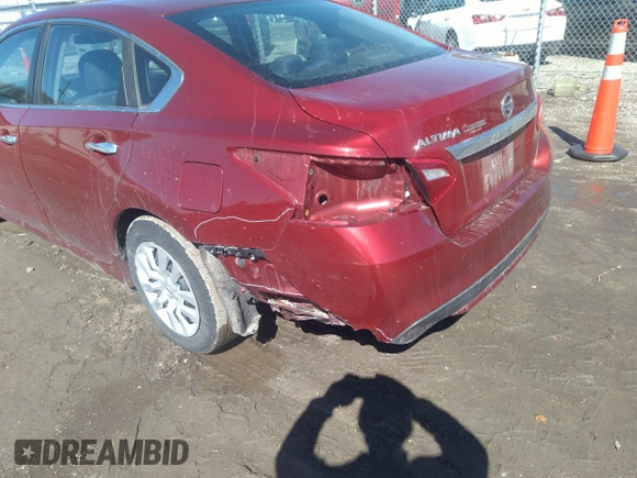 2016 Nissan Altima SR with VIN 1N4AL3AP8GC133452, listed as a IAAI auction lot 41743769 with 194,640 mi miles and . Bid and sale history available at carsss.com. Image 6.