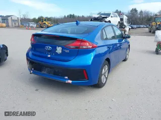 2018 Hyundai Ioniq Hybrid Blue with VIN KMHC65LC9JU064316, listed as a IAAI auction lot 42020461 with 215,244 mi miles. Bid and sale history available at carsss.com. Image 4.