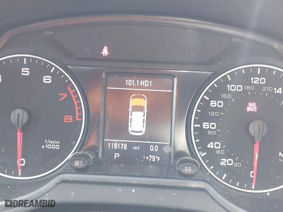 2011 Audi Q5 3.2L Premium Plus with VIN WA1DKAFP4BA060733, listed as a IAAI auction lot 42059970 with 119,178 mi miles. Bid and sale history available at carsss.com. Image 7.