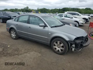 2003 Volkswagen Passat GLX z VIN WVWRH63B73P271889, wystawiony jako Copart lot #57166465 z przebiegiem 56 457 mil mil oraz Szkoda całkowita • Salvage title. Historia ofert i sprzedaży dostępna na DreamBid. Obrazek 4.
