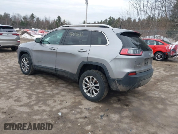 2019 Jeep Cherokee Latitude with VIN 1C4PJMCB9KD214299, listed as a IAAI auction lot 41689632 with 151,786 mi miles. Bid and sale history available at carsss.com. Image 3.