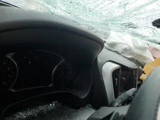 2021 GMC Terrain SLT с VIN 3GKALPEV4ML382281, выставлен на аукционе Copart как лот 53836205 с пробегом Не указан миль и На запчасти • Non repairable. История ставок и продаж доступна на DreamBid. Изображение 9.