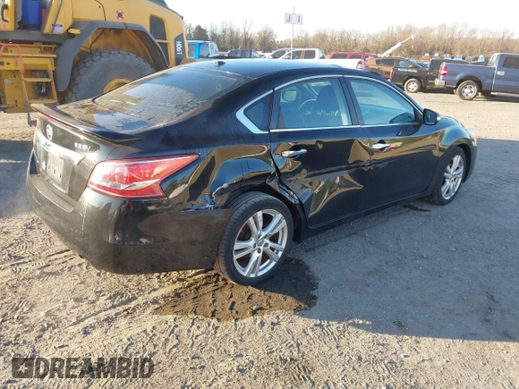 2013 Nissan Altima SV with VIN 1N4BL3AP1DN536533, listed as a IAAI auction lot 41749463 with 110,261 mi miles and . Bid and sale history available at DreamBid. Image 4.