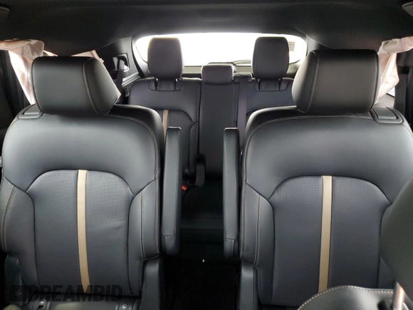 2025 Mazda CX-90 Premium Plus Package z VIN JM3KKEHD4S1218468, wystawiony jako Copart lot #55056755 z przebiegiem 2292 mil mil oraz Szkody całkowita. Historia ofert i sprzedaży dostępna na DreamBid. Obrazek 10.