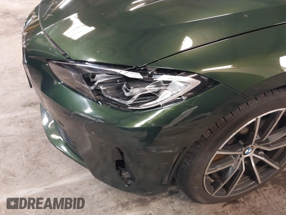 2022 BMW 4 Series 430i xDrive with VIN WBA73AP04NCK88044, listed as a IAAI auction lot 41577730 with 28,907 mi miles and . Bid and sale history available at DreamBid. Image 18.