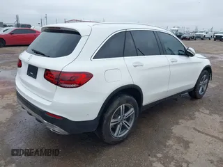2022 Mercedes-Benz GLC 300 z VIN W1N0G8DB4NV394935, wystawiony jako IAAI lot #42184174 z przebiegiem 39 475 mil mil oraz . Historia ofert i sprzedaży dostępna na DreamBid. Obrazek 4.