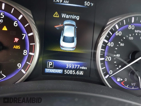 2015 Infiniti Q50 Premium with VIN JN1BV7AR8FM417774, listed as a IAAI auction lot 41909847 with 39,377 mi miles. Bid and sale history available at carsss.com. Image 15.