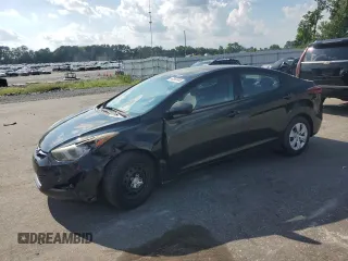 2016 Hyundai Elantra SE z VIN 5NPDH4AE5GH785446, wystawiony jako Copart lot #62592065 z przebiegiem 113 484 mil mil oraz Szkoda całkowita • Salvage title. Historia ofert i sprzedaży dostępna na DreamBid. Obrazek 1.