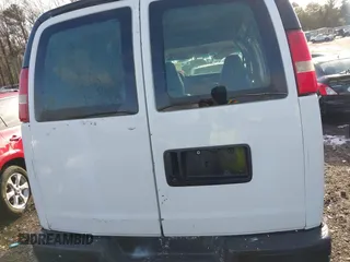 2007 Chevrolet Express Cargo Van with VIN 1GCGG25V571104532, listed as a IAAI auction lot 41718875 with 174,955 mi miles. Bid and sale history available at carsss.com. Image 16.