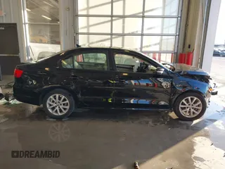 2012 Volkswagen Jetta Sedan SE w/Convenience & Sunroof with VIN 3VWDX7AJ5CM469743, listed as a IAAI auction lot 41028104 with 1 mi miles. Bid and sale history available at carsss.com. Image 14.