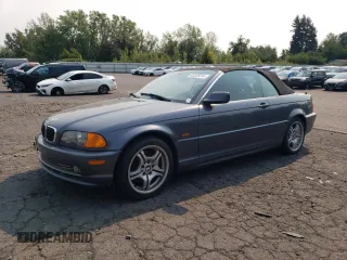 2001 BMW 3 Series 330Ci with VIN WBABS53401JU83660, listed as a Copart auction lot 65535014 with 173,739 mi miles and Salvage Title. Bid and sale history available at carsss.com. Image 1.