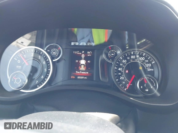 2019 Ram 1500 Big Horn with VIN 1C6SRFFT4KN649669, listed as a IAAI auction lot 42260131 with 85,009 mi miles and . Bid and sale history available at DreamBid. Image 7.