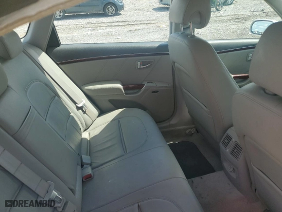 2007 Hyundai Azera SE with VIN KMHFC46F57A208265, listed as a Copart auction lot 61938234 with 95,419 mi miles and Salvage Title. Bid and sale history available at carsss.com. Image 10.