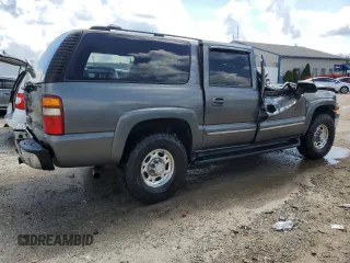 2002 Chevrolet Suburban LT z VIN 3GNGK26G82G294276, wystawiony jako Copart lot #56399015 z przebiegiem 187 305 mil mil oraz Nie do naprawy • Non repairable. Historia ofert i sprzedaży dostępna na DreamBid. Obrazek 3.