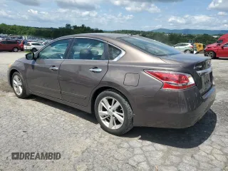 2015 Nissan Altima 2.5 with VIN 1N4AL3AP1FC474805, listed as a Copart auction lot 61560655 with 176,440 mi miles and Salvage title. Bid and sale history available at DreamBid. Image 2.