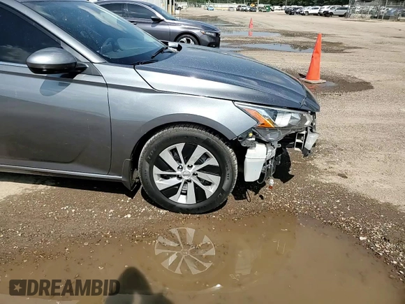 2020 Nissan Altima S with VIN 1N4BL4BVXLN321752, listed as a Copart auction lot 57908415 with 103,182 mi miles and Salvage title. Bid and sale history available at DreamBid. Image 14.