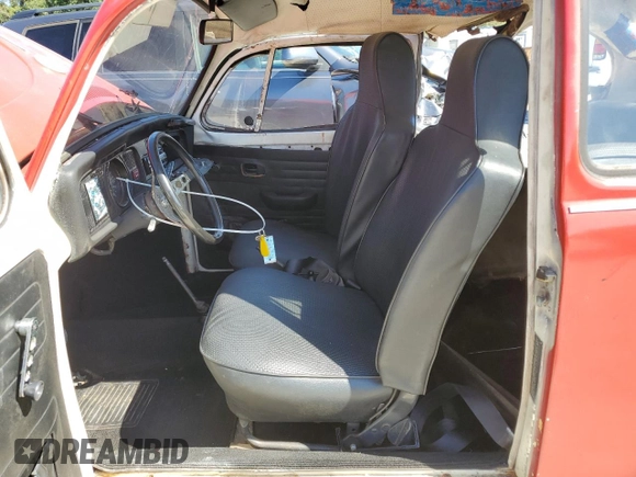 1972 Volkswagen Beetle с VIN 1122371354, выставлен на аукционе Copart как лот 77545834 с пробегом 57 669 миль миль и Списание • Salvage title. История ставок и продаж доступна на DreamBid. Изображение 7.