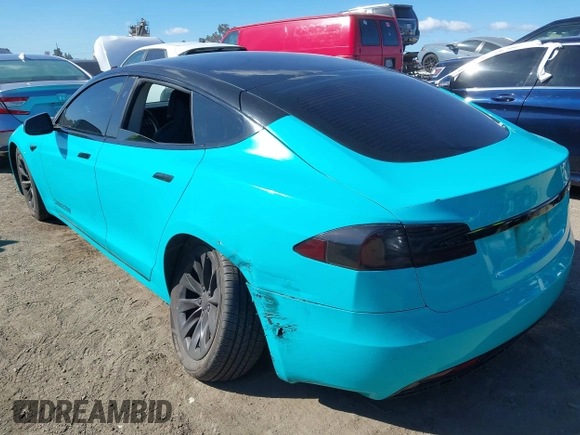 2018 Tesla Model S 75D with VIN 5YJSA1E29JF263418, listed as a IAAI auction lot 41682037 with 84,764 mi miles and . Bid and sale history available at DreamBid. Image 3.