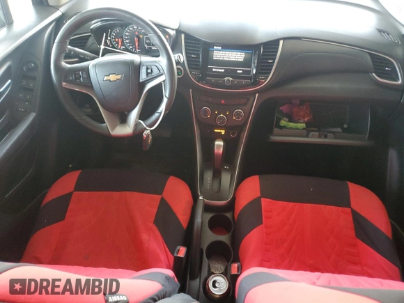2020 Chevrolet Trax LT z VIN KL7CJLSB3LB348455, wystawiony jako Copart lot #45272735 z przebiegiem 108 726 mil mil oraz Szkoda całkowita • Salvage title. Historia ofert i sprzedaży dostępna na DreamBid. Obrazek 8.