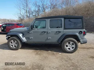 2021 Jeep Wrangler Unlimited Sport S with VIN 1C4HJXDG9MW836411, listed as a IAAI auction lot 41844148 with 17,955 mi miles. Bid and sale history available at carsss.com. Image 15.