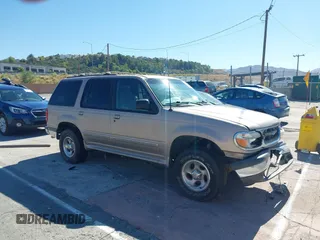 1998 Ford Explorer XL z VIN 1FMZU34E4WZB50132, wystawiony jako IAAI lot #42708532 z przebiegiem 237 486 mil mil oraz . Historia ofert i sprzedaży dostępna na DreamBid. Obrazek 1.