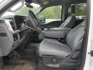 2024 Ford F-250 XL with VIN 1FT7W2BA9REF28957, listed as a Copart auction lot 51656115 with 2,095 mi miles and Clean title. Bid and sale history available at DreamBid. Image 7.